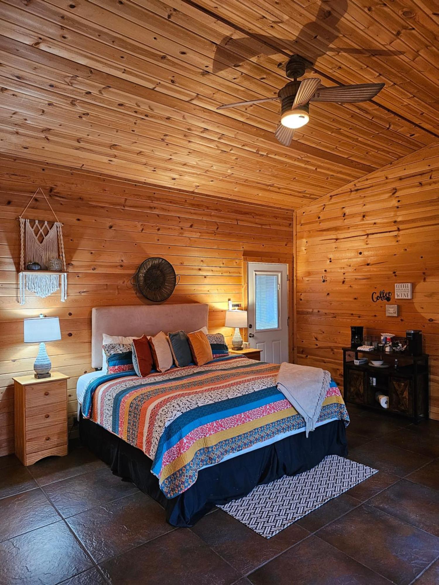 5 Min To Beaver Lake-King Bed-Fire Pit-Jetted Tub #4 Eureka Springs Eksteriør billede